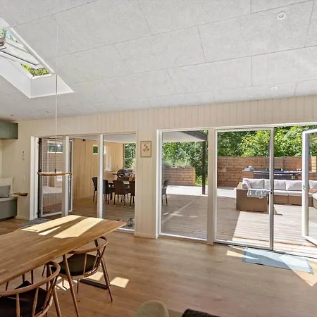 10090-1-nykobing-sj-koglevej-1-b Дом отдыха *